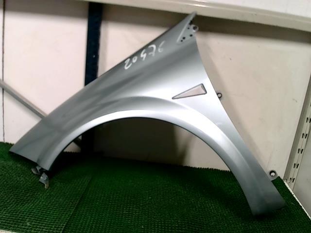 Aile avant gauche RENAULT MEGANE 2 PHASE 2 Essence - 1