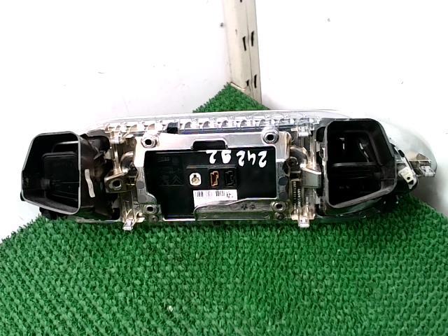 Ecran GPS PEUGEOT 308 2 PHASE 1 Diesel - 1