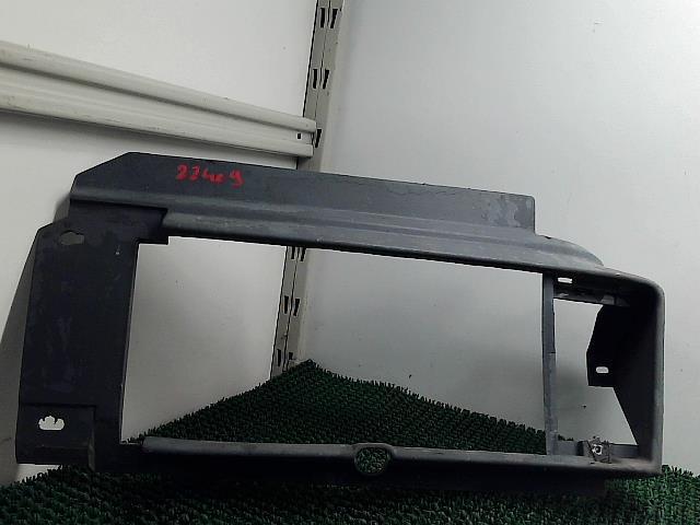 Calandre gauche RENAULT B110  - 1
