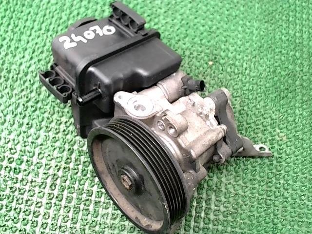 Pompe de direction MERCEDES CLASSE E 207 PHASE 1 COUPE Diesel - 1