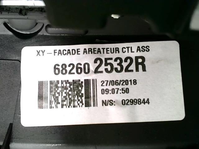 Facade autoradio RENAULT CAPTUR 1 PHASE 2 Diesel - 1