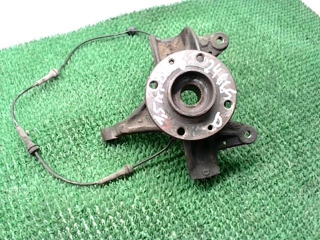 Moyeu avant droit RENAULT MEGANE 2 PHASE 2 BREAK Diesel - 1