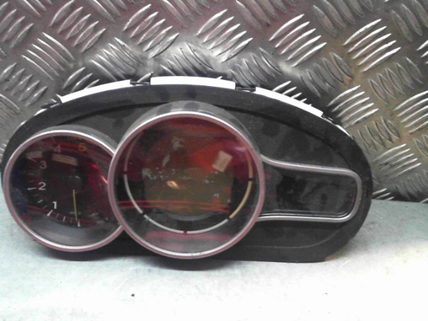 Compteur RENAULT MEGANE 3 PHASE 1 Diesel - 1
