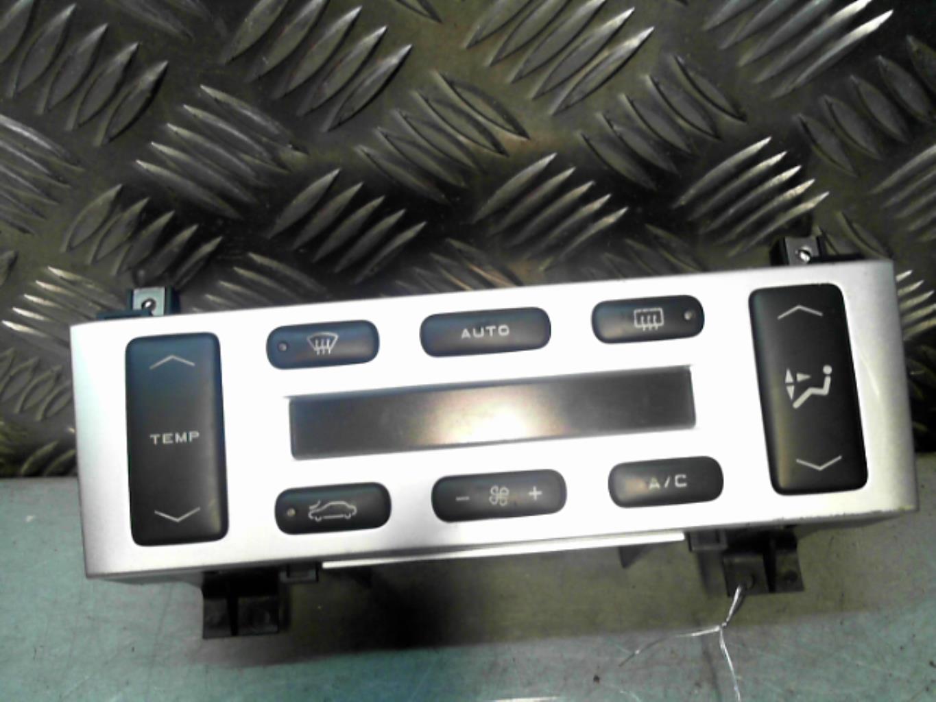 Commande chauffage PEUGEOT 406 COUPE Essence - 1