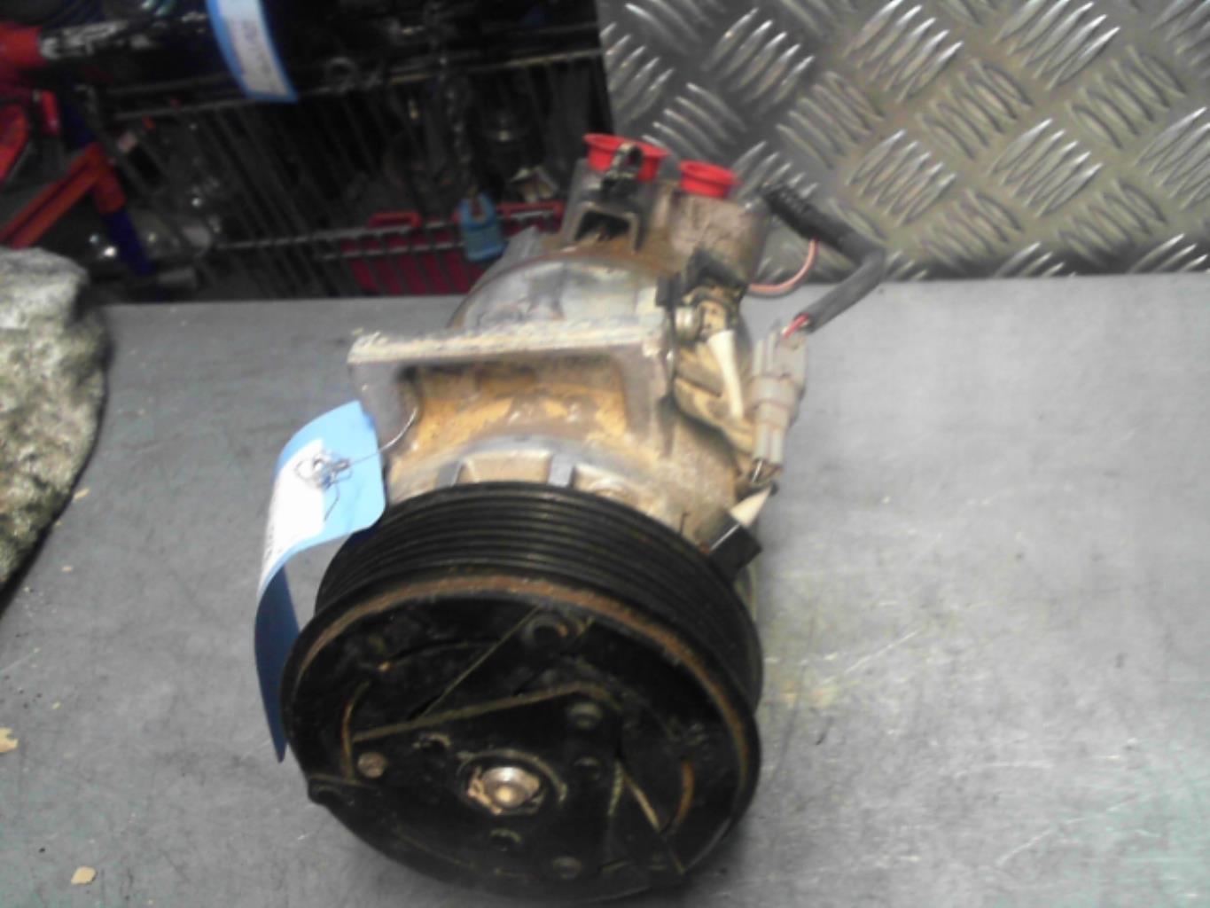 Compresseur clim RENAULT CLIO 4 PHASE 1 Essence - 1
