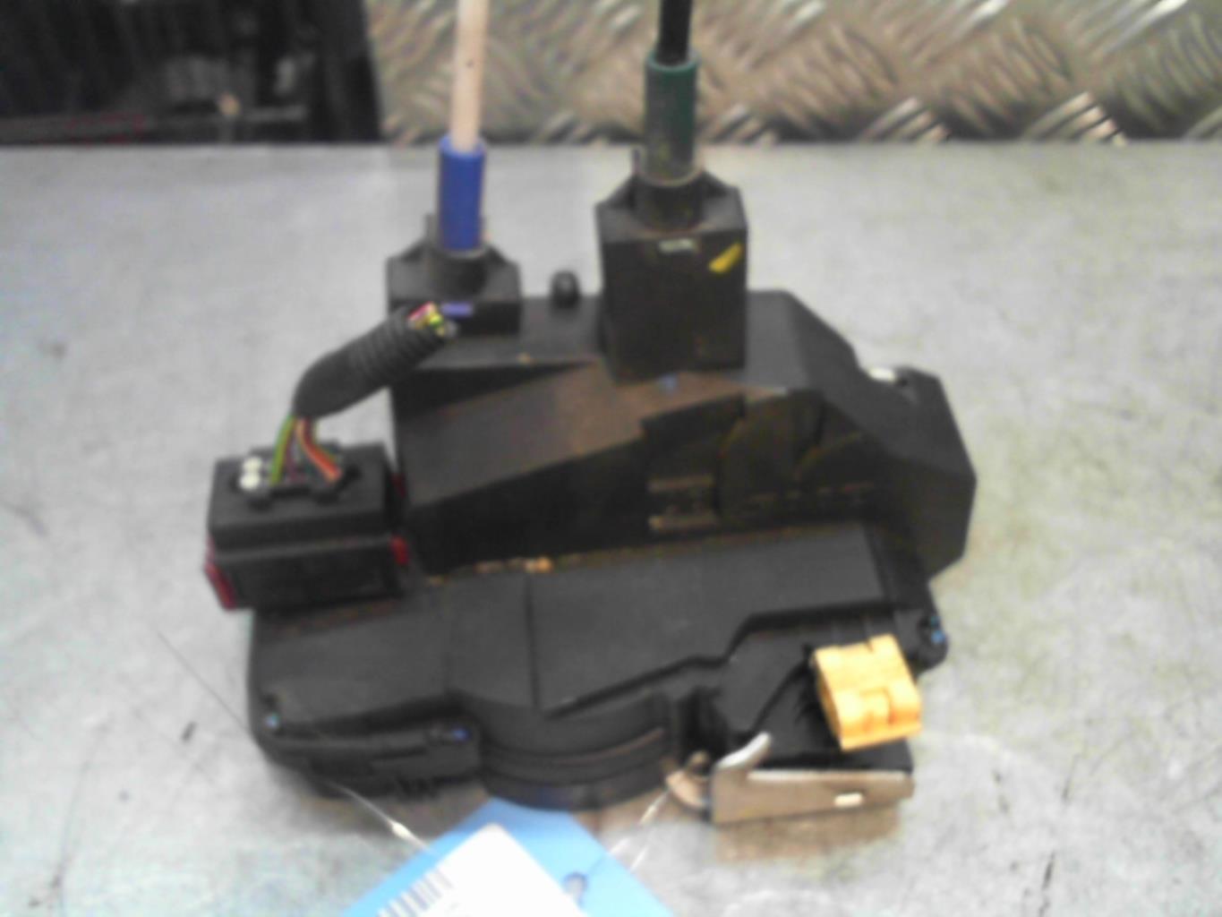 Serrure arriere droit SAAB 9.3 2 SPORT SEDAN PHASE 1 Diesel - 1