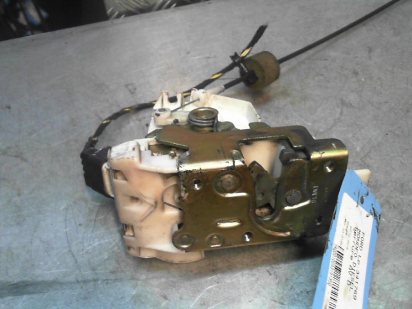 Serrure avant droit FORD MONDEO 2 BREAK Diesel - 1