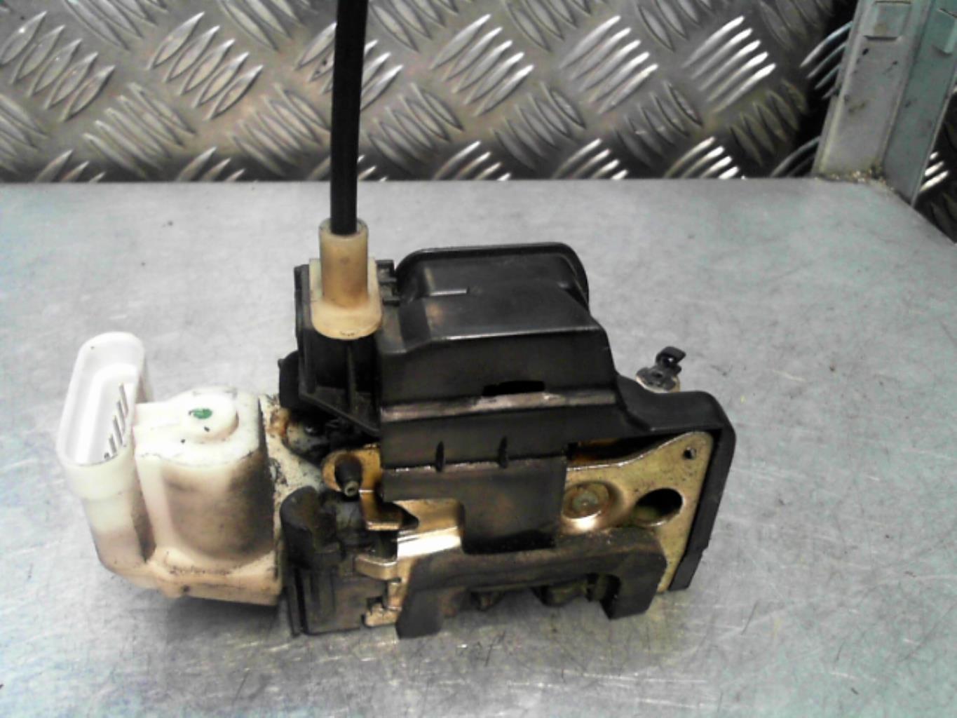 Serrure avant droit FIAT STRADA PHASE 1 Diesel - 1