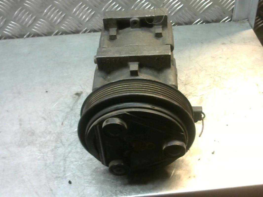 Compresseur clim FORD FIESTA 4  - 1