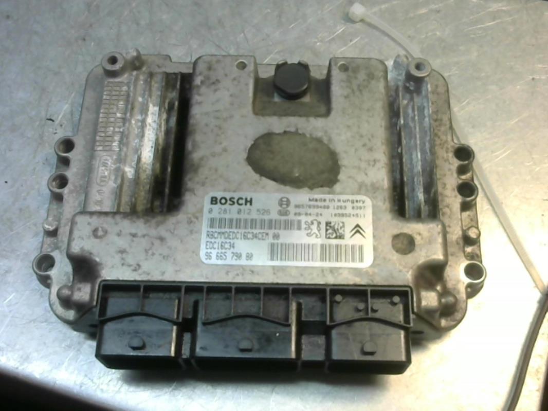 Calculateur PEUGEOT 206+ Diesel - 1