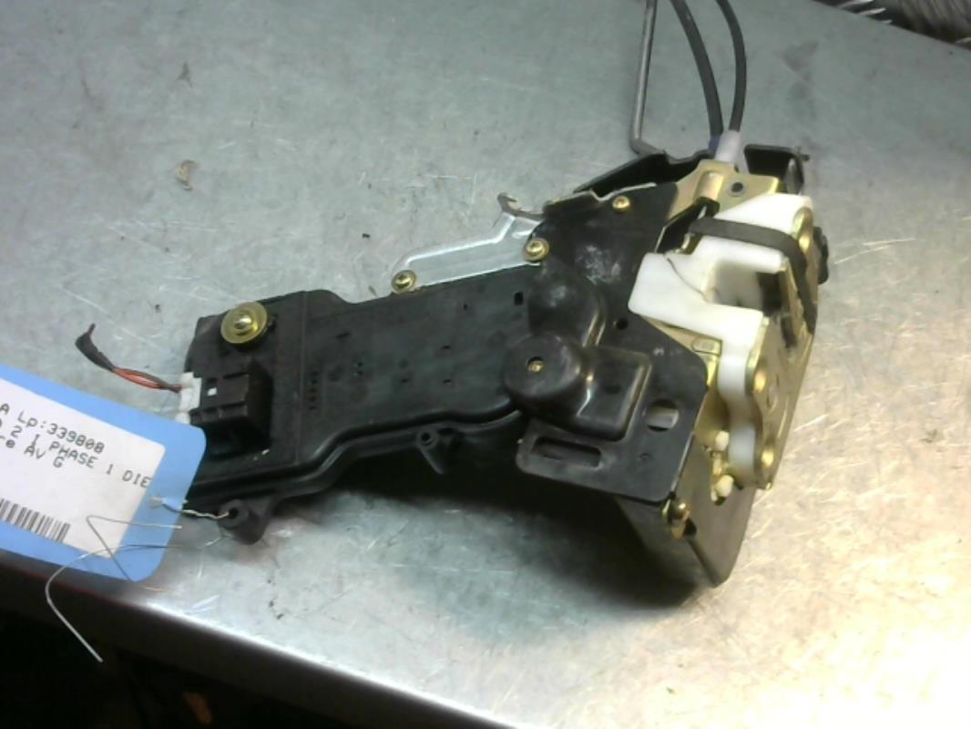 Serrure avant droit MAZDA 2 1 Diesel - 1