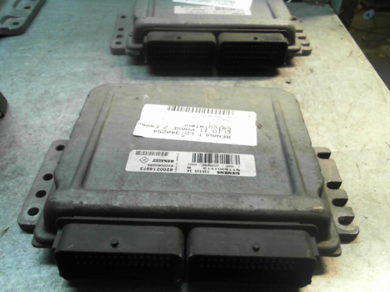 Calculateur RENAULT CLIO 2 PHASE 2 Essence - 1