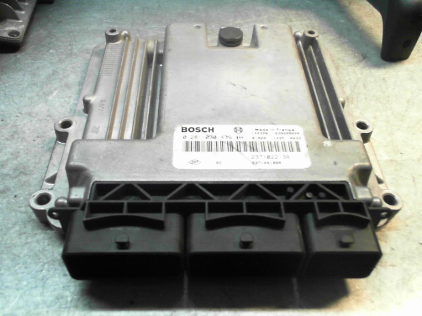 Calculateur RENAULT CLIO 4 PHASE 1 Diesel - 1
