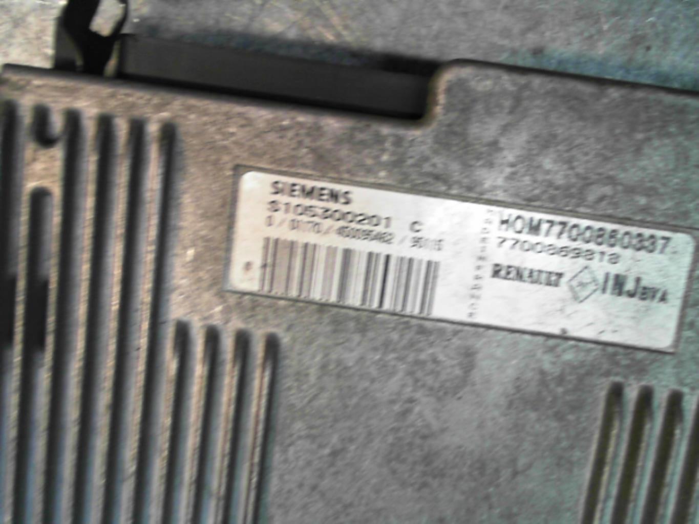 Calculateur RENAULT MEGANE 1 PHASE 1 Essence - 1
