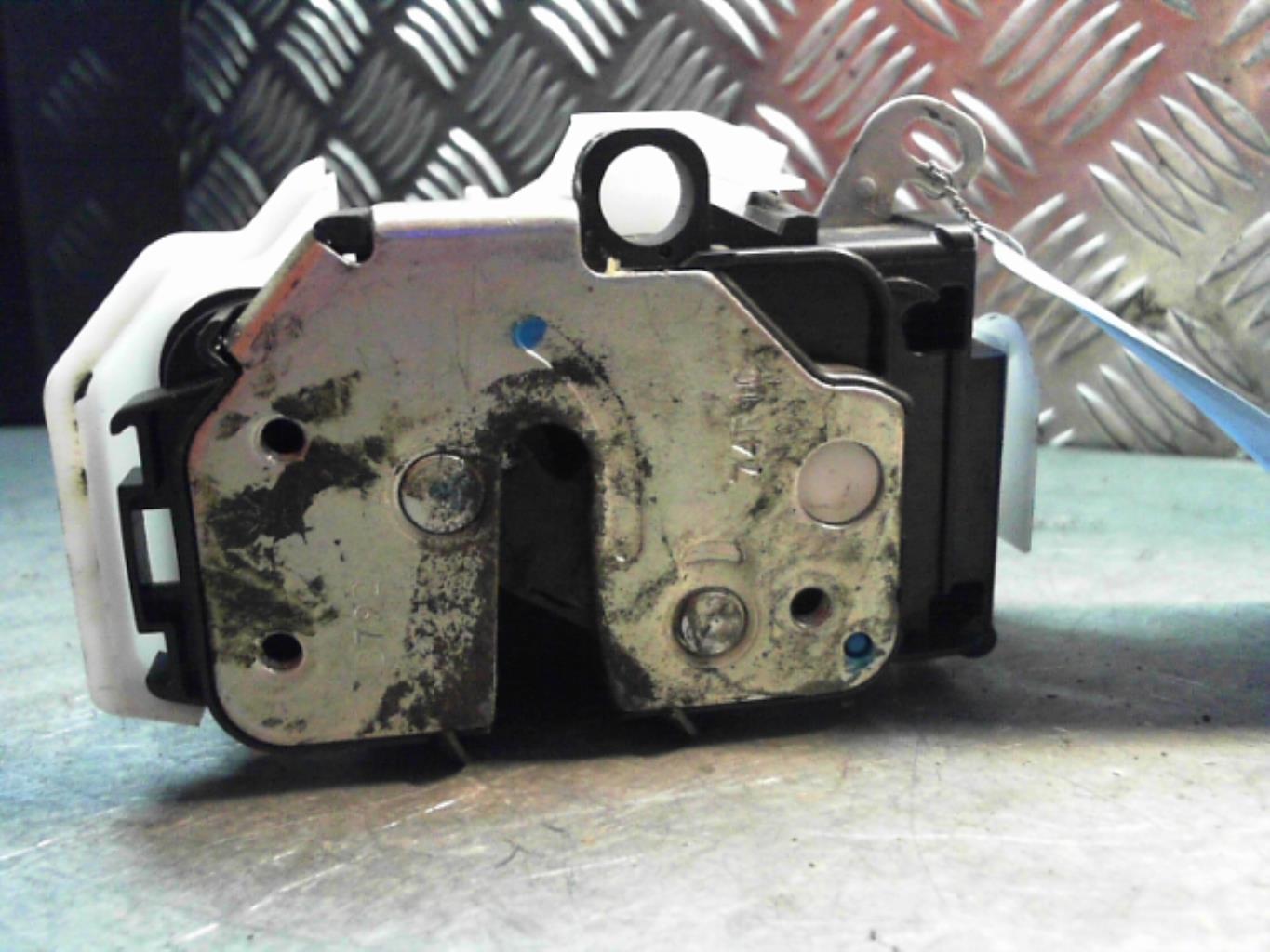 Serrure avant droit FORD KA 2 PHASE 2 Diesel - 1