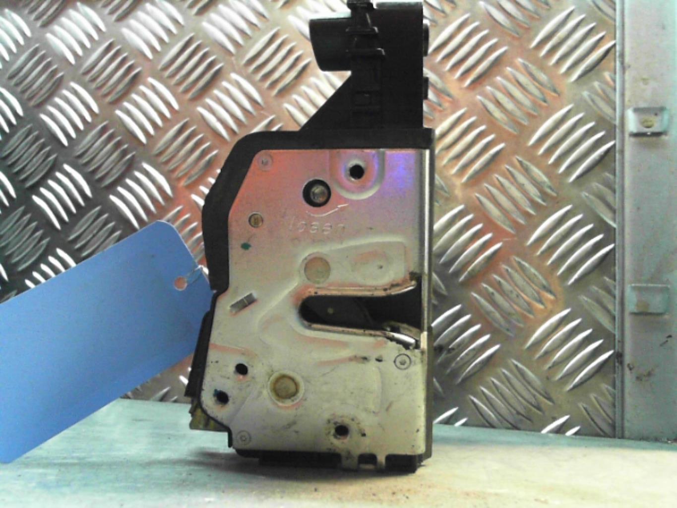 Serrure avant gauche BMW SERIE 3 E46 PHASE 2 Diesel - 1