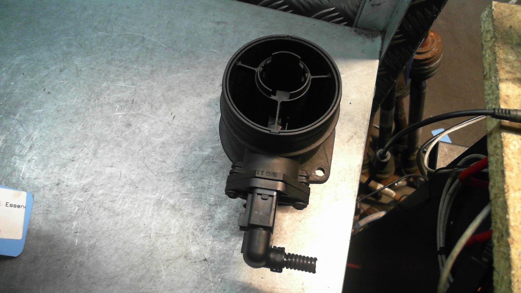 Debitmetre VOLKSWAGEN GOLF 4 Diesel - 1