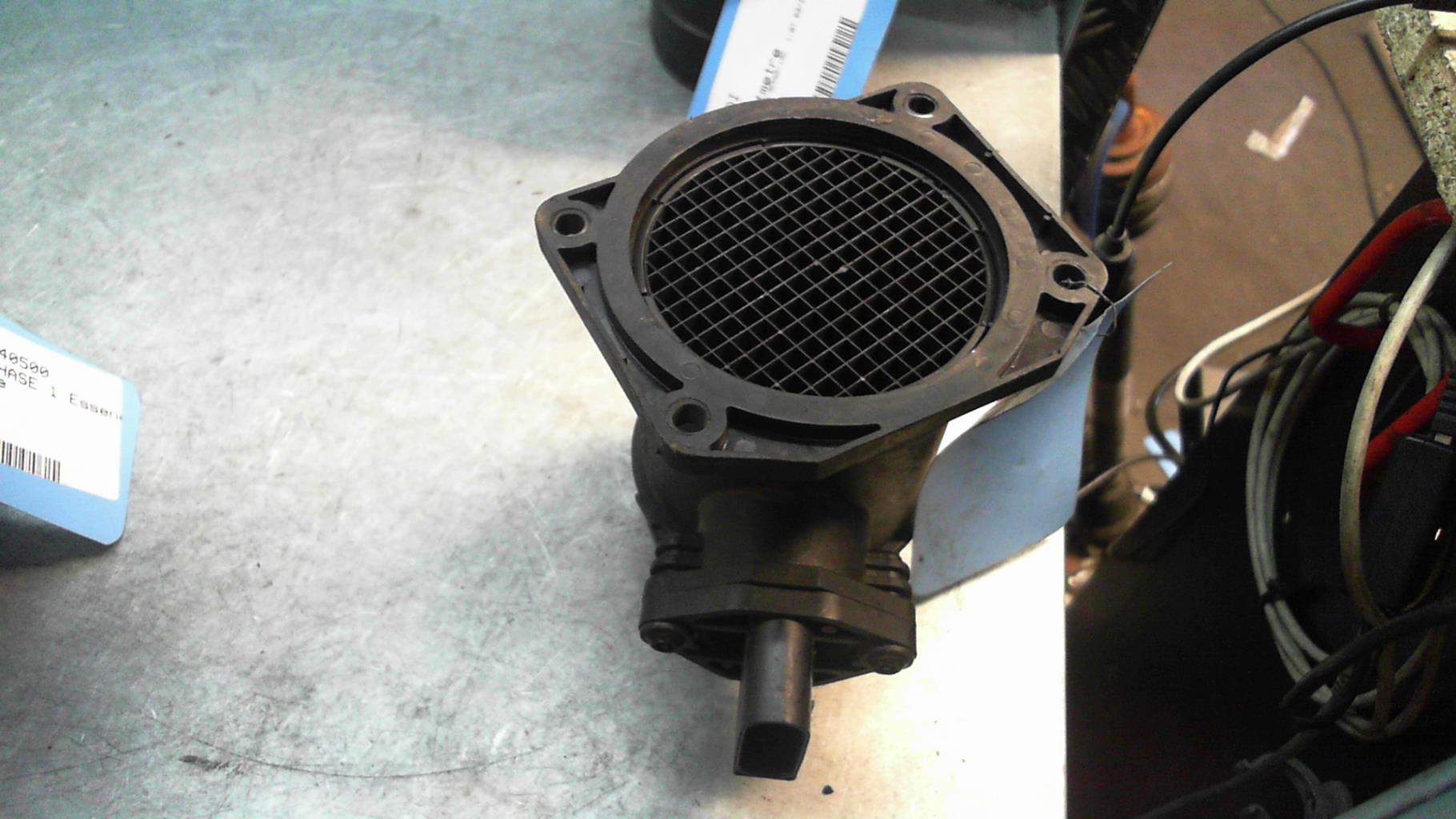 Debitmetre AUDI A4 4 AVANT BREAK Diesel - 1