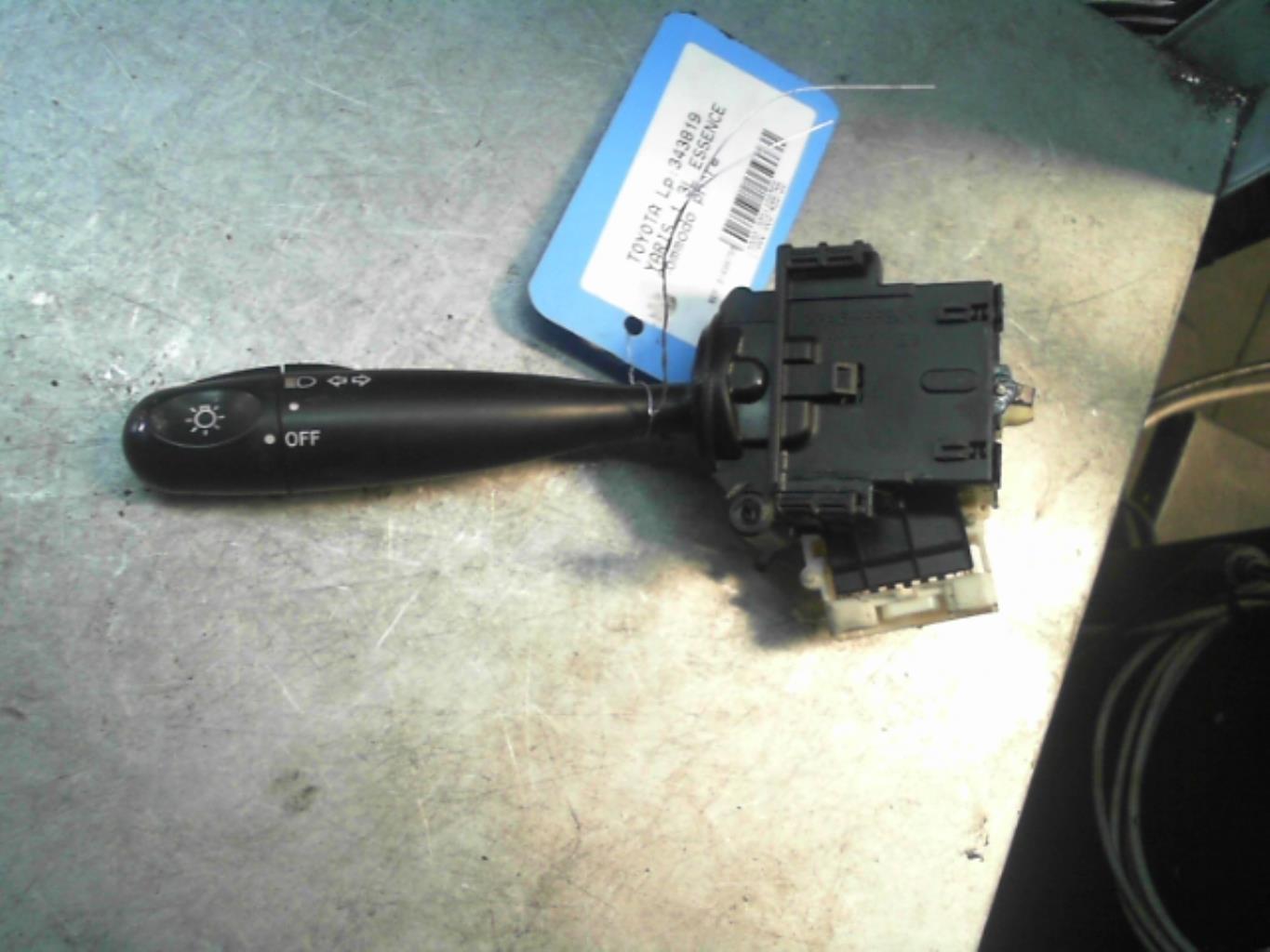 Commodo phare TOYOTA YARIS 1 PHASE 1 Essence - 1