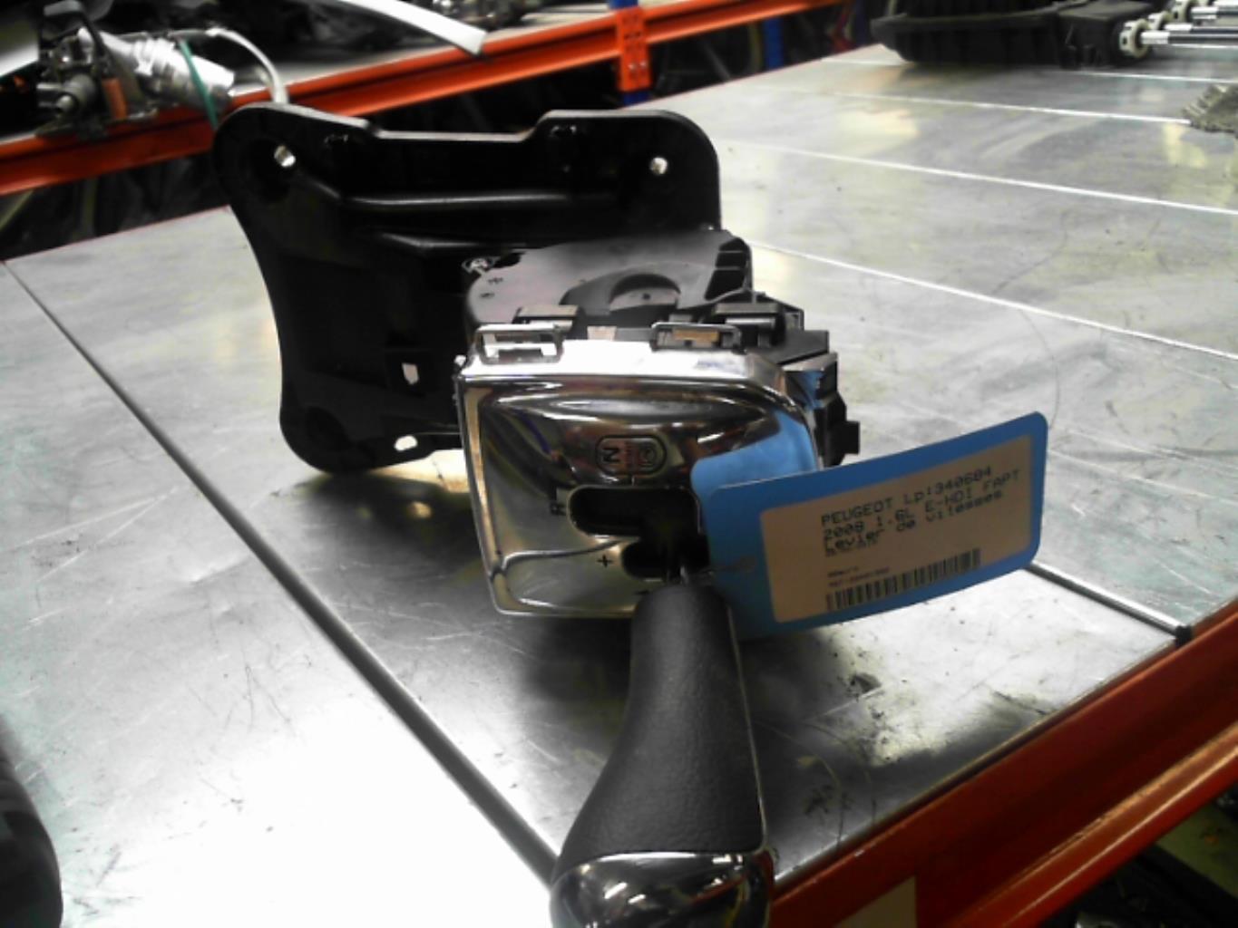 Levier de vitesses PEUGEOT 2008 1 PHASE 1 Diesel - 1