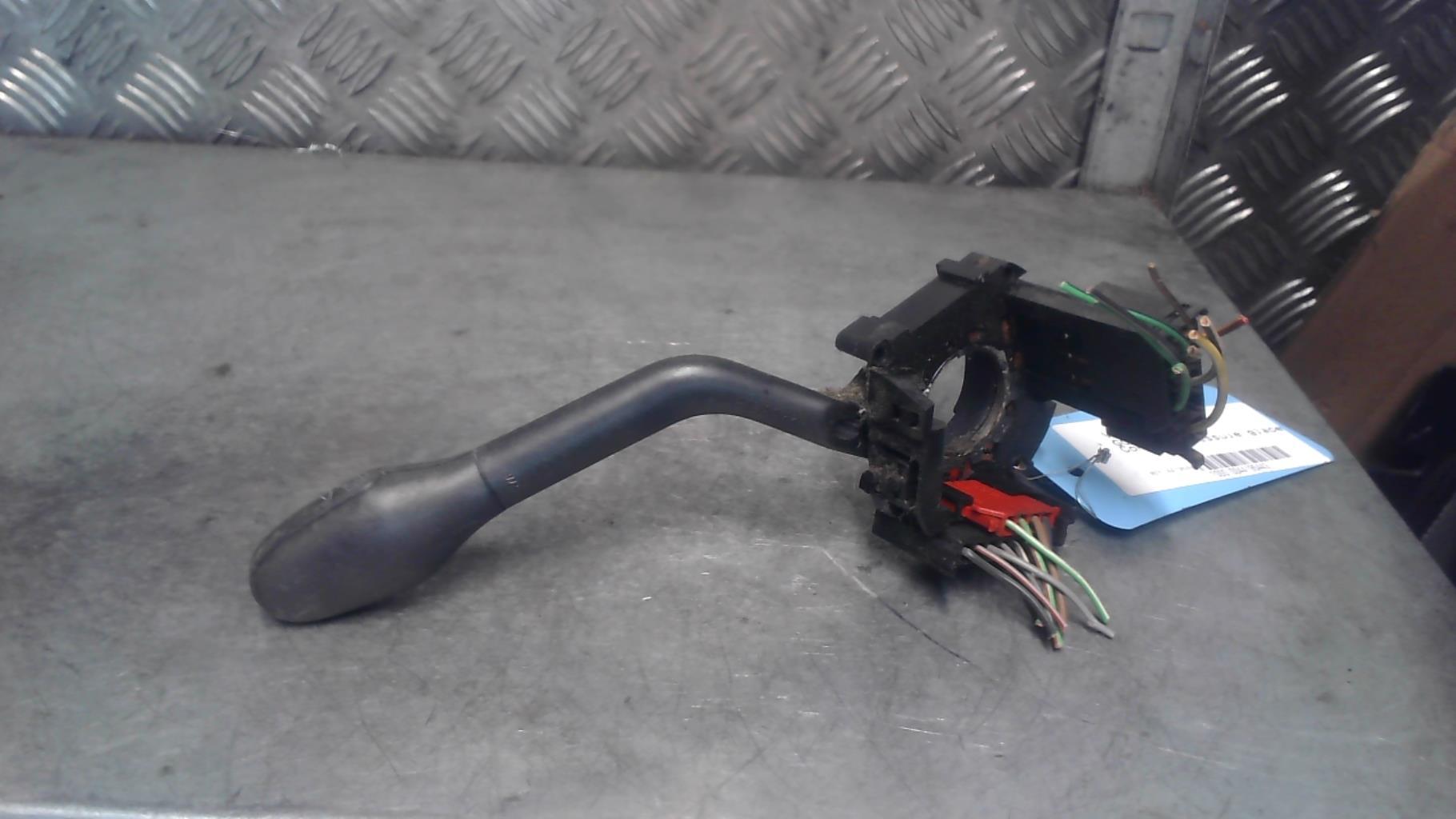 Commodo d'essuie glaces VOLKSWAGEN GOLF 3  - 1
