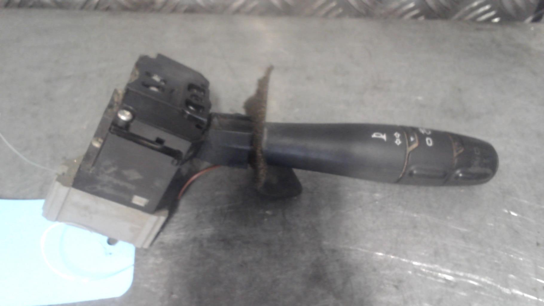 Commande de phare RENAULT TRAFIC 1 PHASE 1  - 1