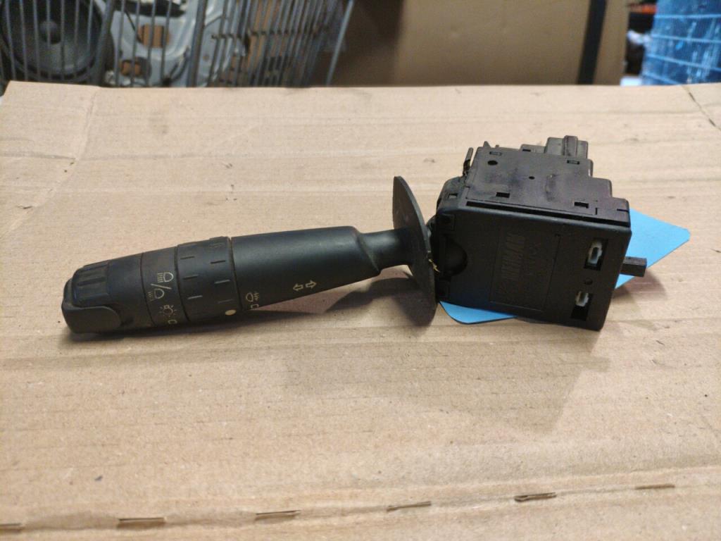 Commodo phare PEUGEOT 406  - 1