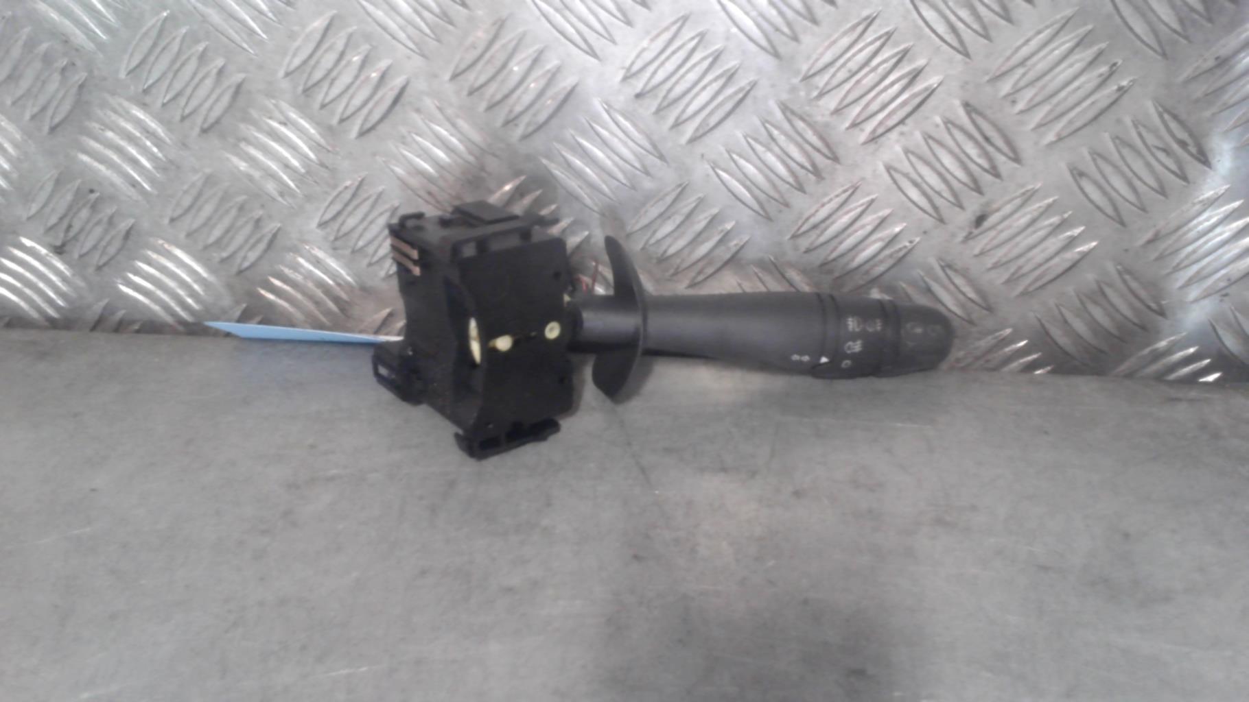 Commodo phare RENAULT LAGUNA II PHASE 1  - 1