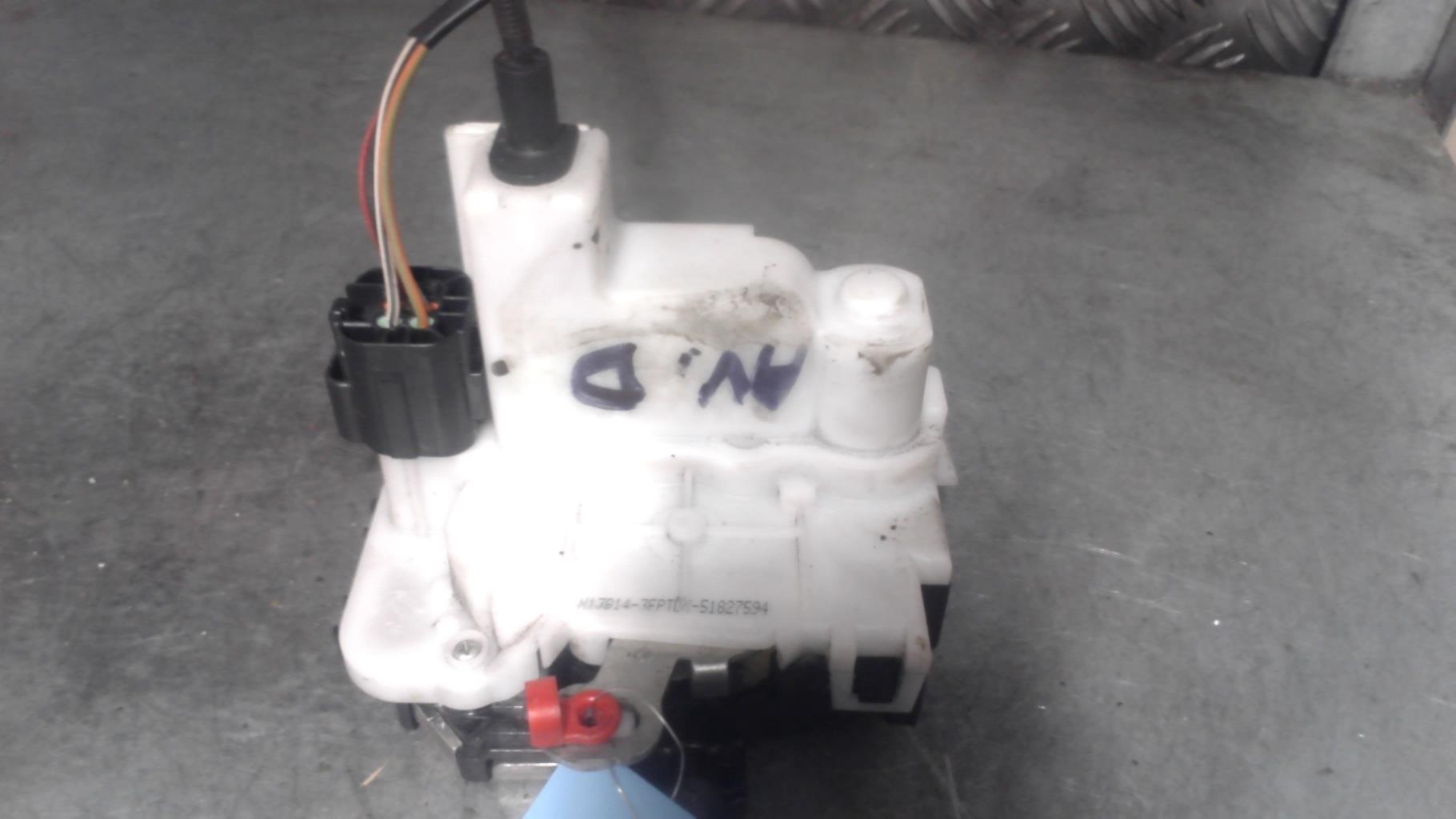Serrure avant droit FIAT 500 2 PHASE 1 Essence - 1