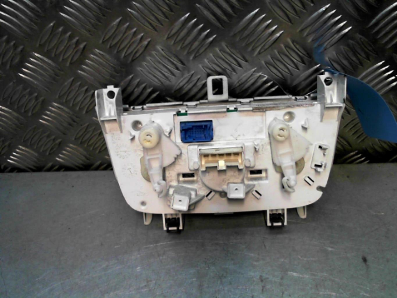Commande chauffage ALFA ROMEO MITO PHASE 1 Essence - 1