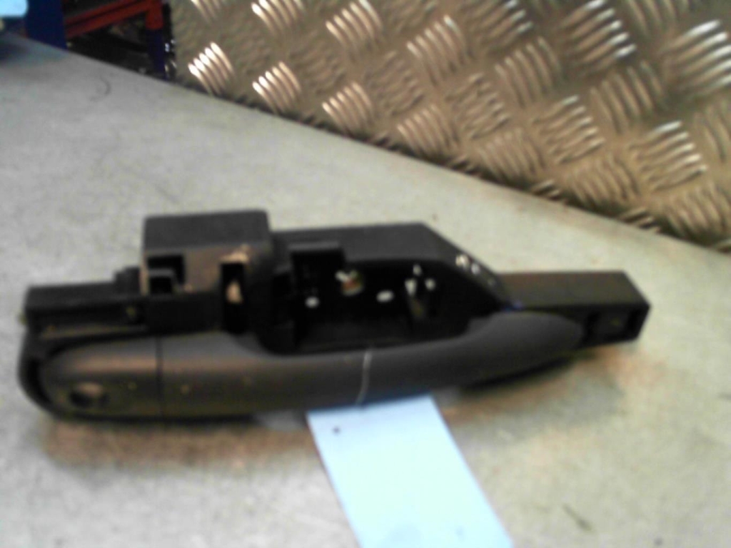 Bouton de coffre RENAULT KANGOO 2 PHASE 2 Diesel - 1