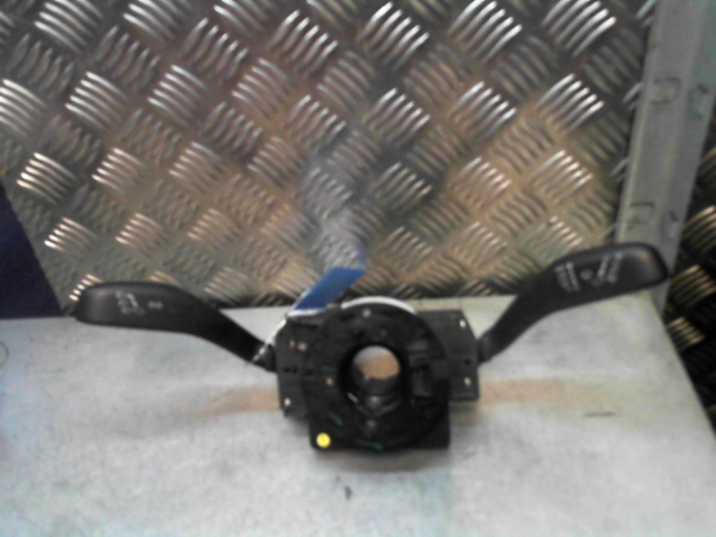 Commodo SEAT MII PHASE 1 Essence - 1