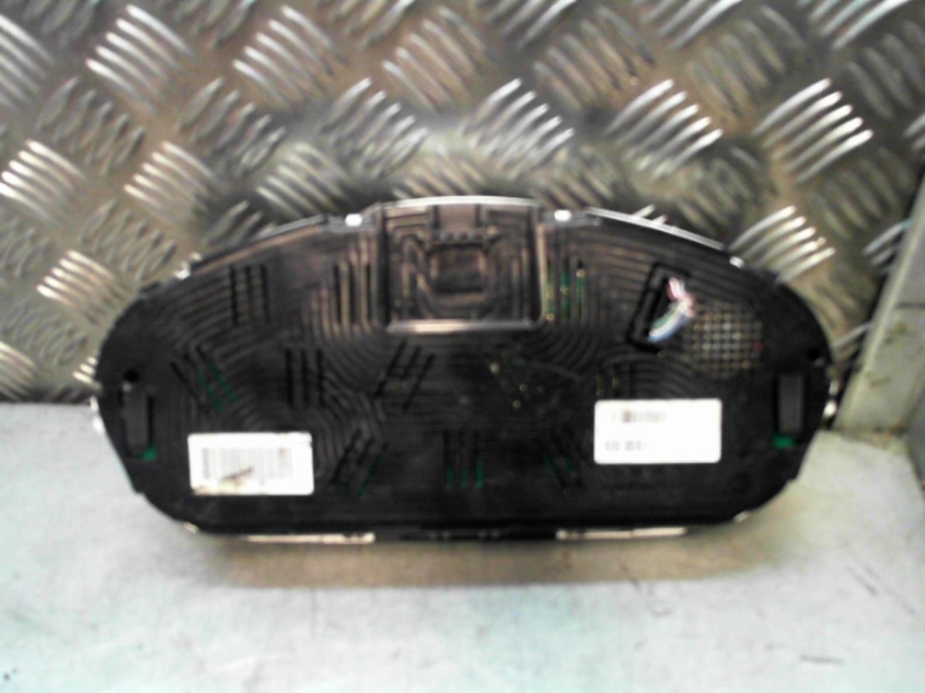 Compteur RENAULT MEGANE 3 PHASE 1 COUPE Diesel - 1