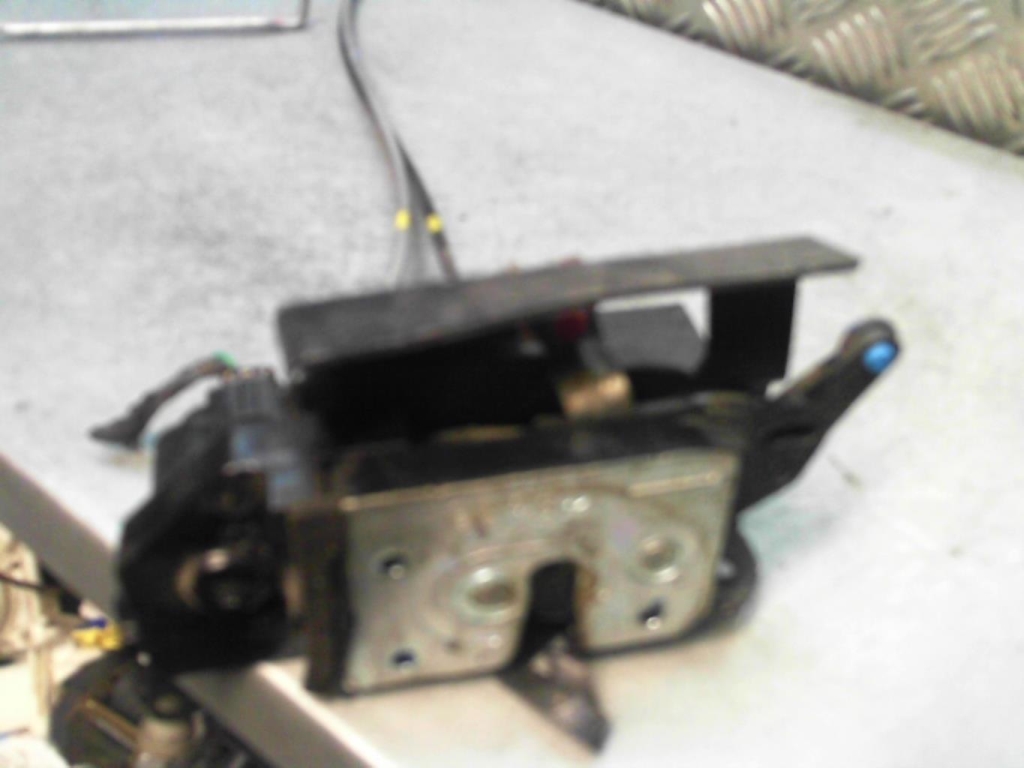 Serrure avant droit SSANGYONG KYRON Diesel - 1