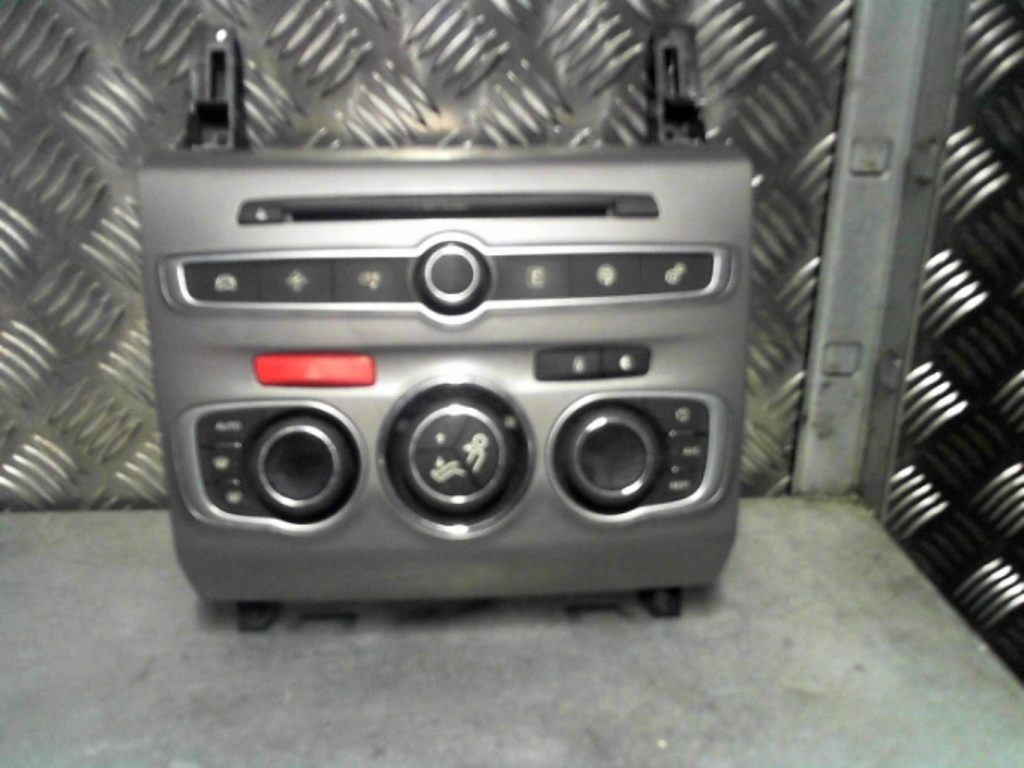 Commande chauffage CITROEN C4 2 PHASE 2 Diesel - 1