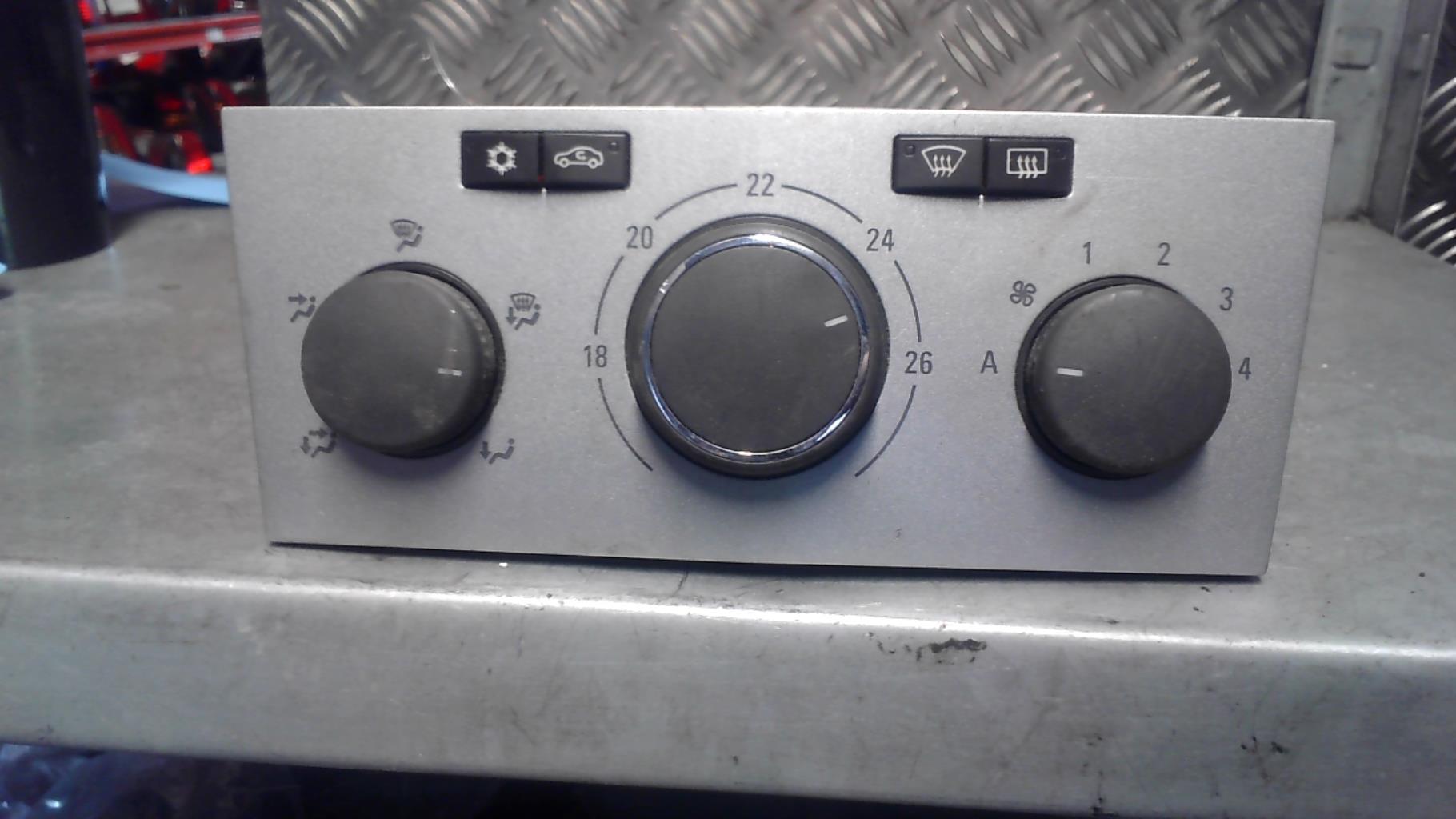 Commande chauffage OPEL ASTRA H PHASE 2 Diesel - 1