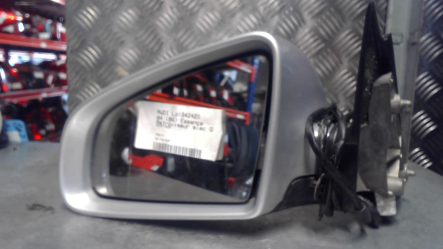 Retroviseur gauche AUDI A4 2 PHASE 1 Essence - 1
