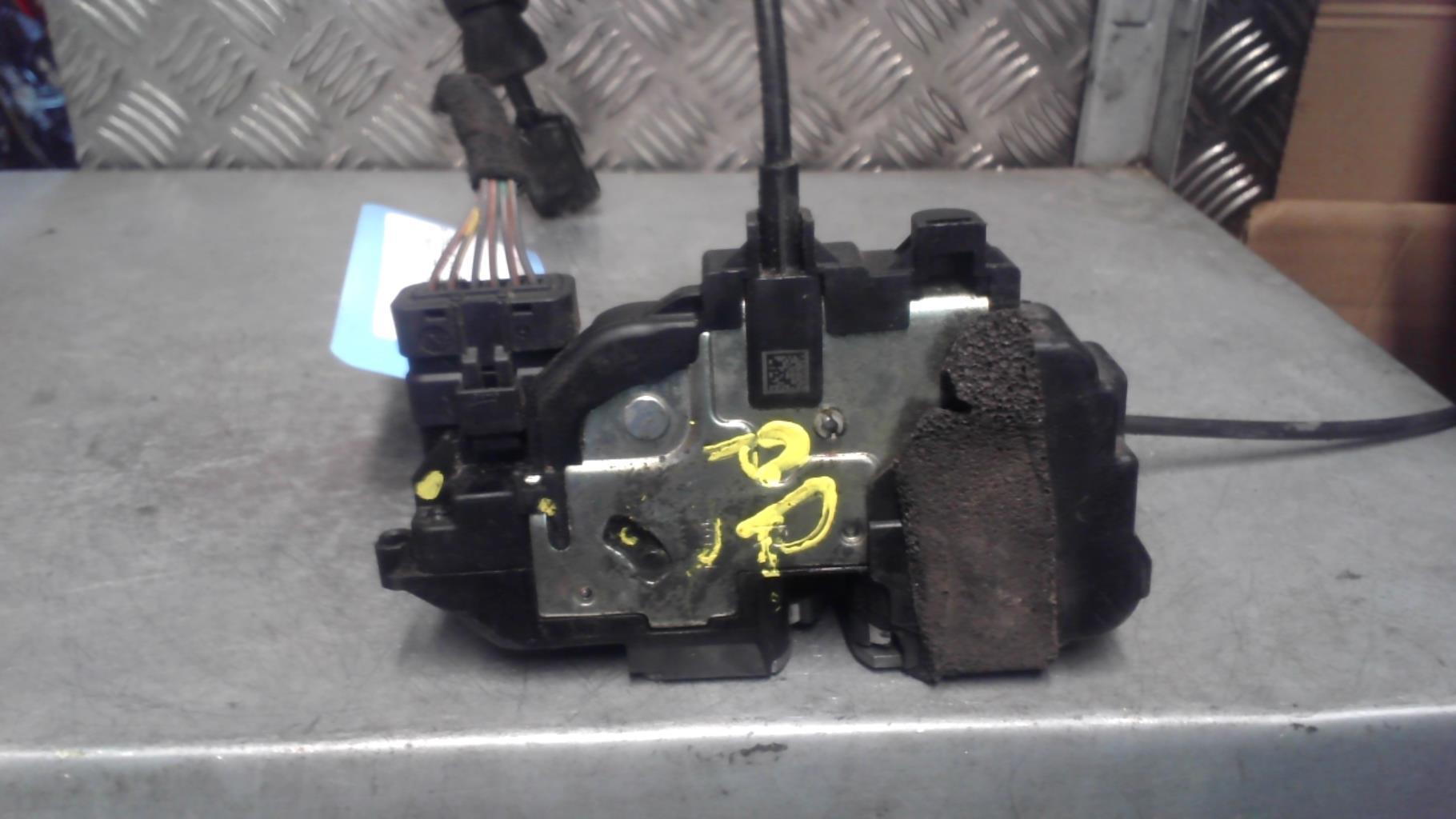 Serrure arriere droit RENAULT MEGANE 3 PHASE 2 BREAK Diesel - 1