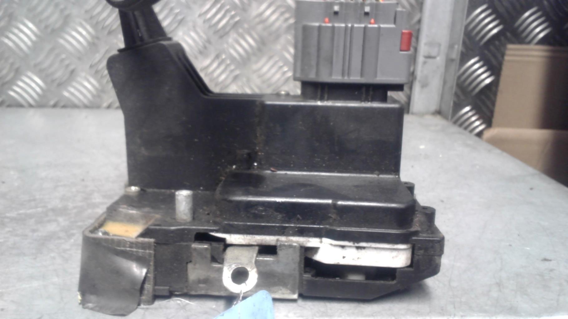 Serrure avant droit FORD FUSION PHASE 1 Diesel - 1