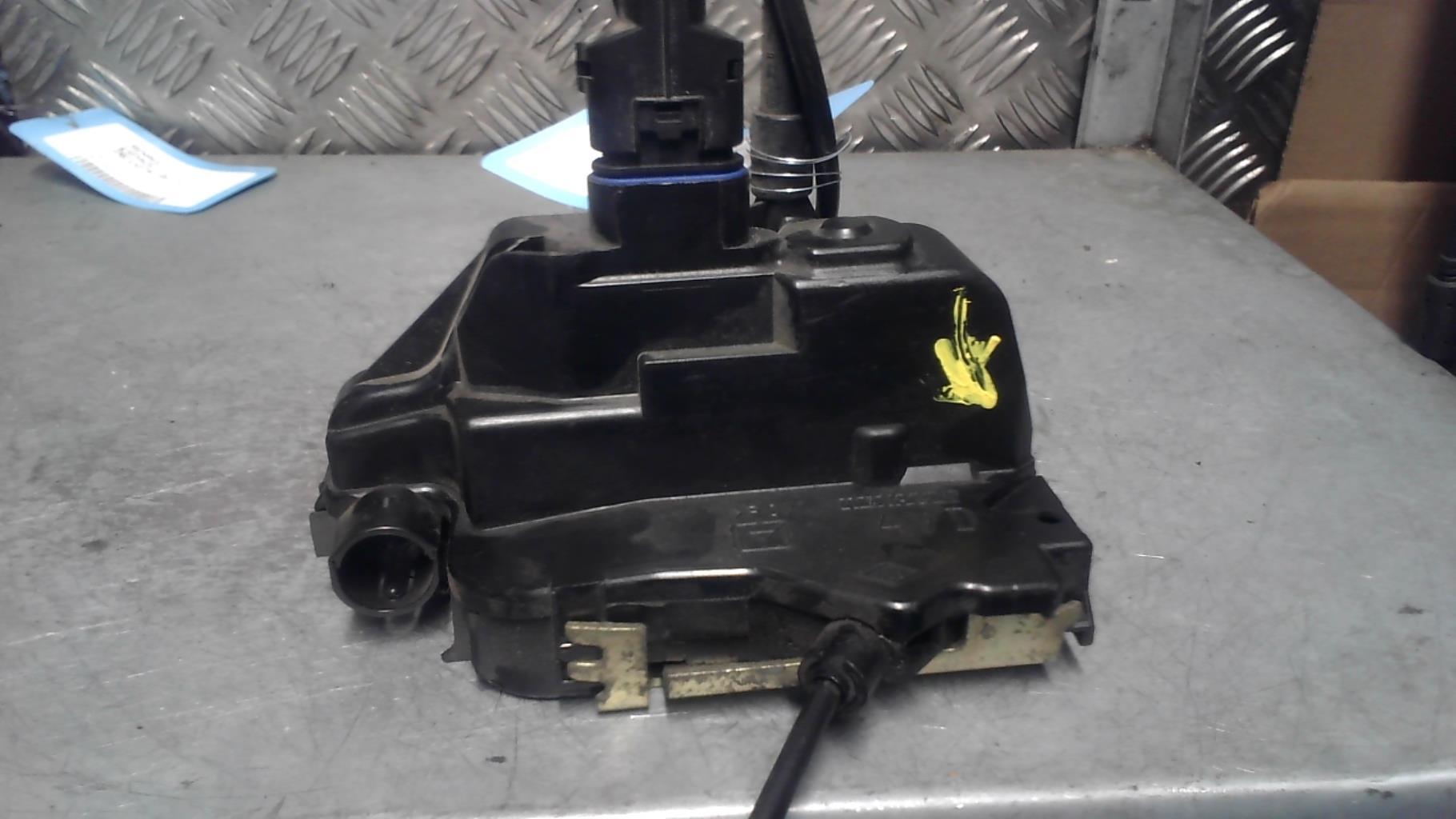 Serrure avant droit RENAULT ESPACE 4 PHASE 1  - 1