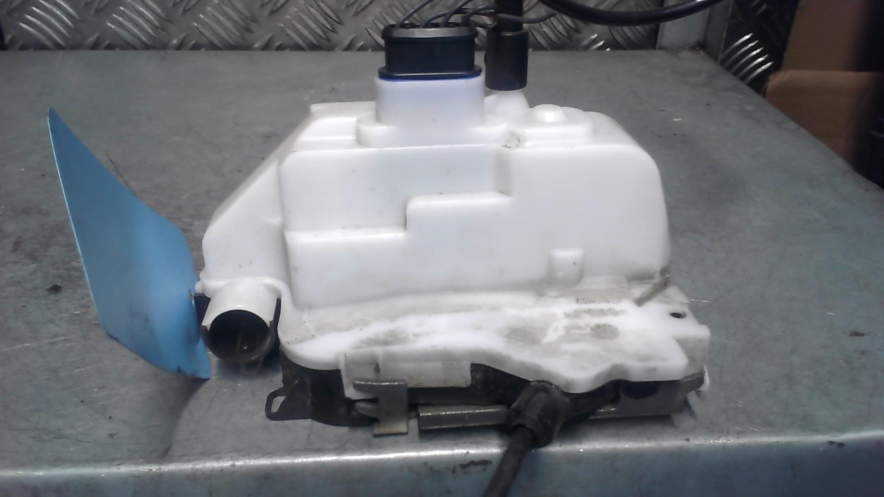 Serrure avant droit RENAULT SCENIC 2 PHASE 2 Diesel - 1