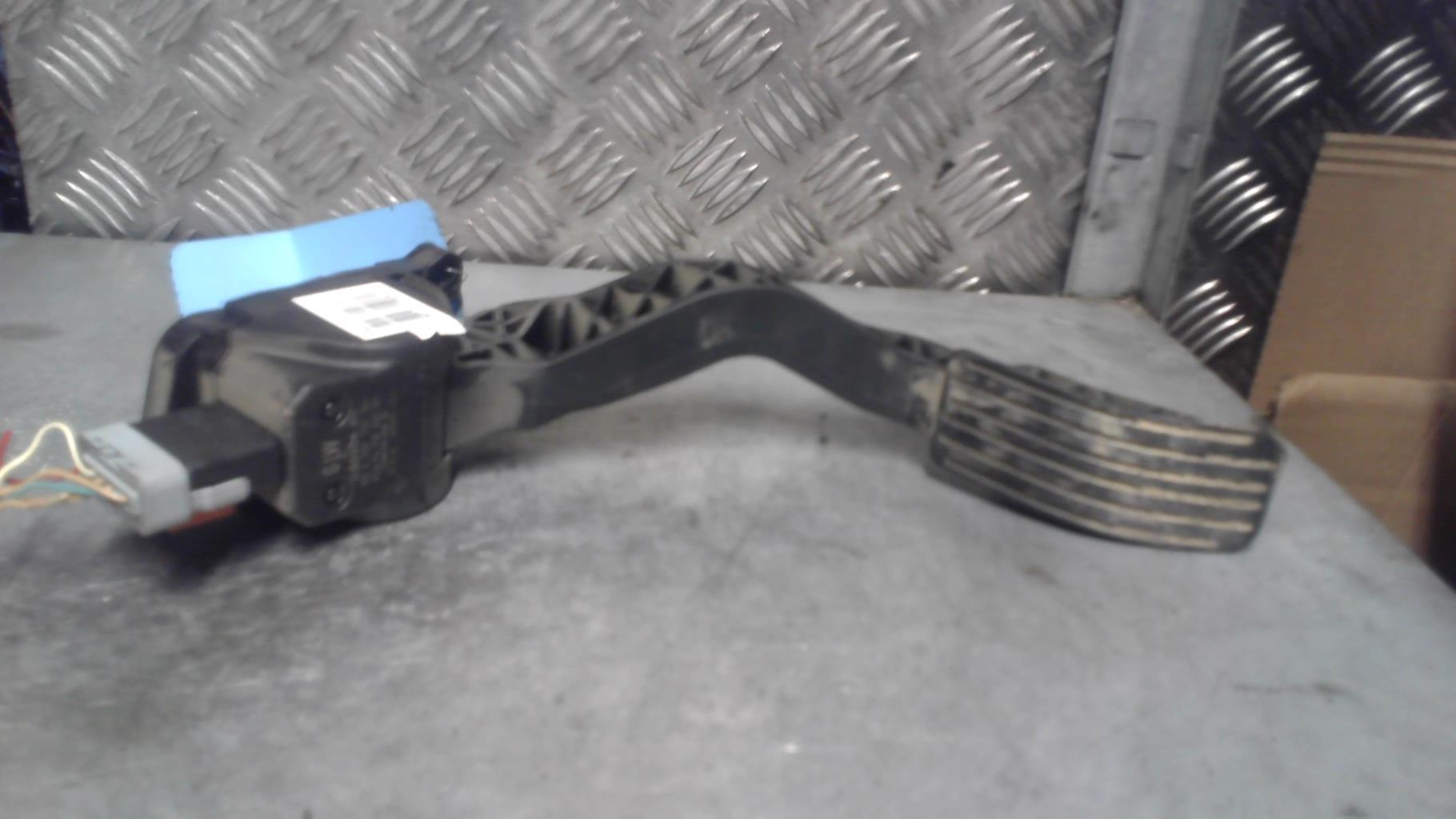 Pedale d'accelerateur CITROEN C4 2 PHASE 1 Diesel - 1