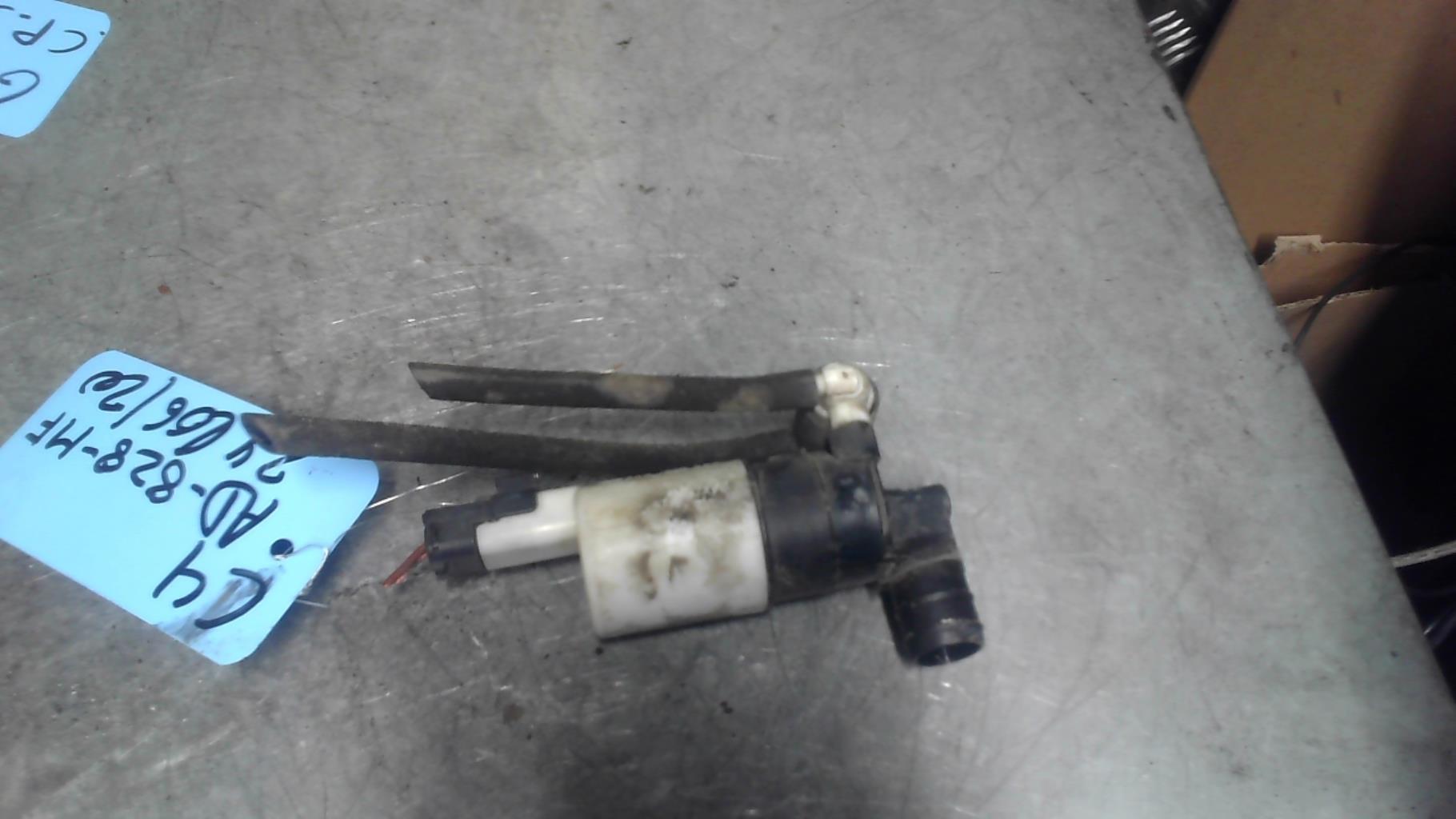 Pompe lave glace avant CITROEN C4 1 PHASE 1 COUPE  - 1