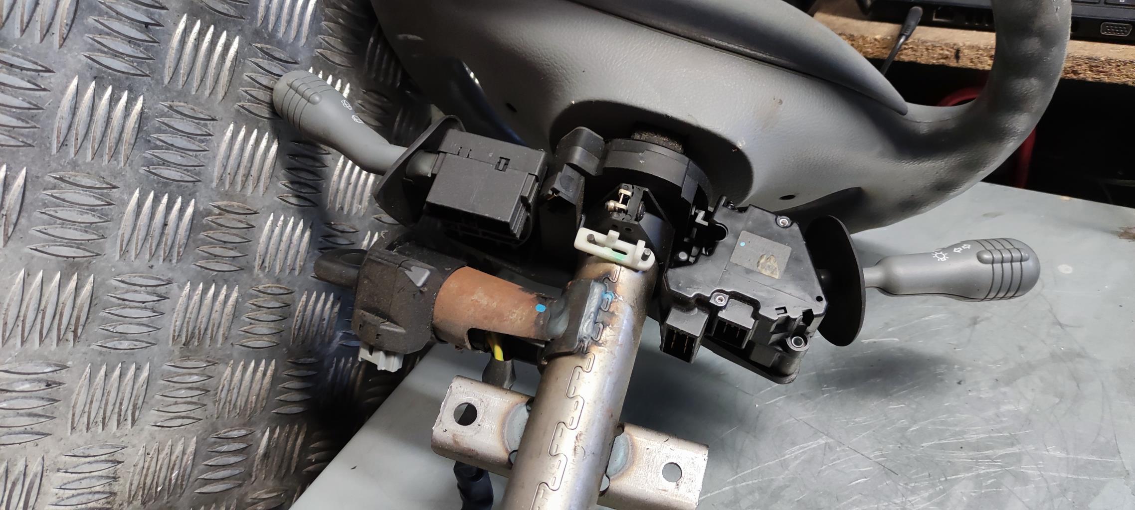 Colonne de direction RENAULT TWINGO 1 PHASE 3  - 1