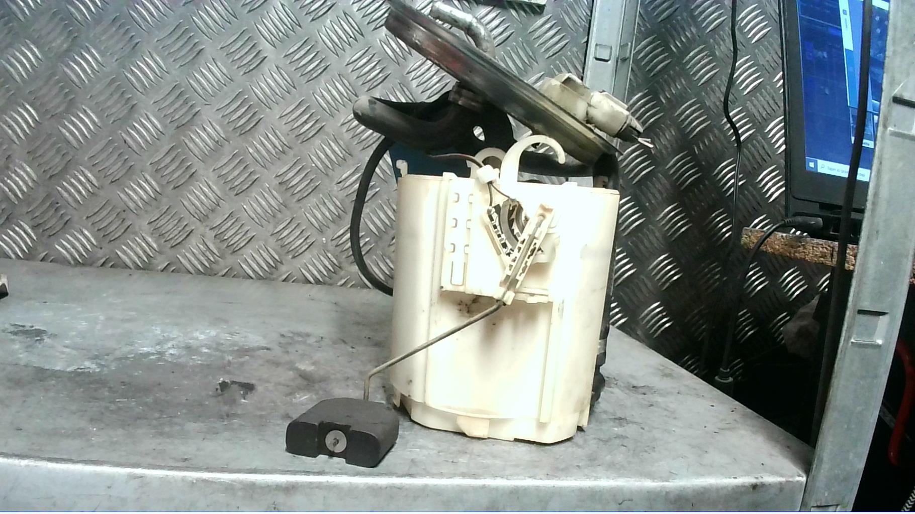 Pompe à carburant OPEL CORSA B PHASE 2  - 1