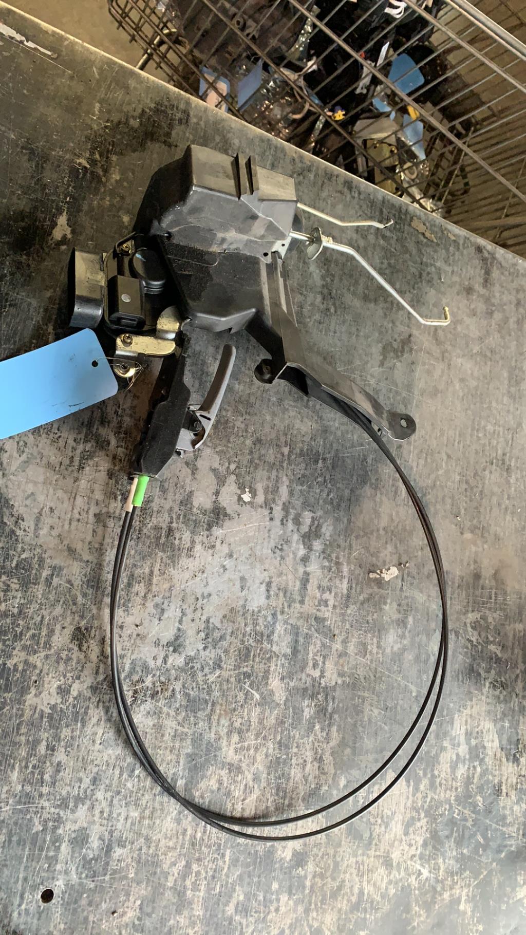 Serrure avant droit TOYOTA RAV4 2 PHASE 1 Essence - 1