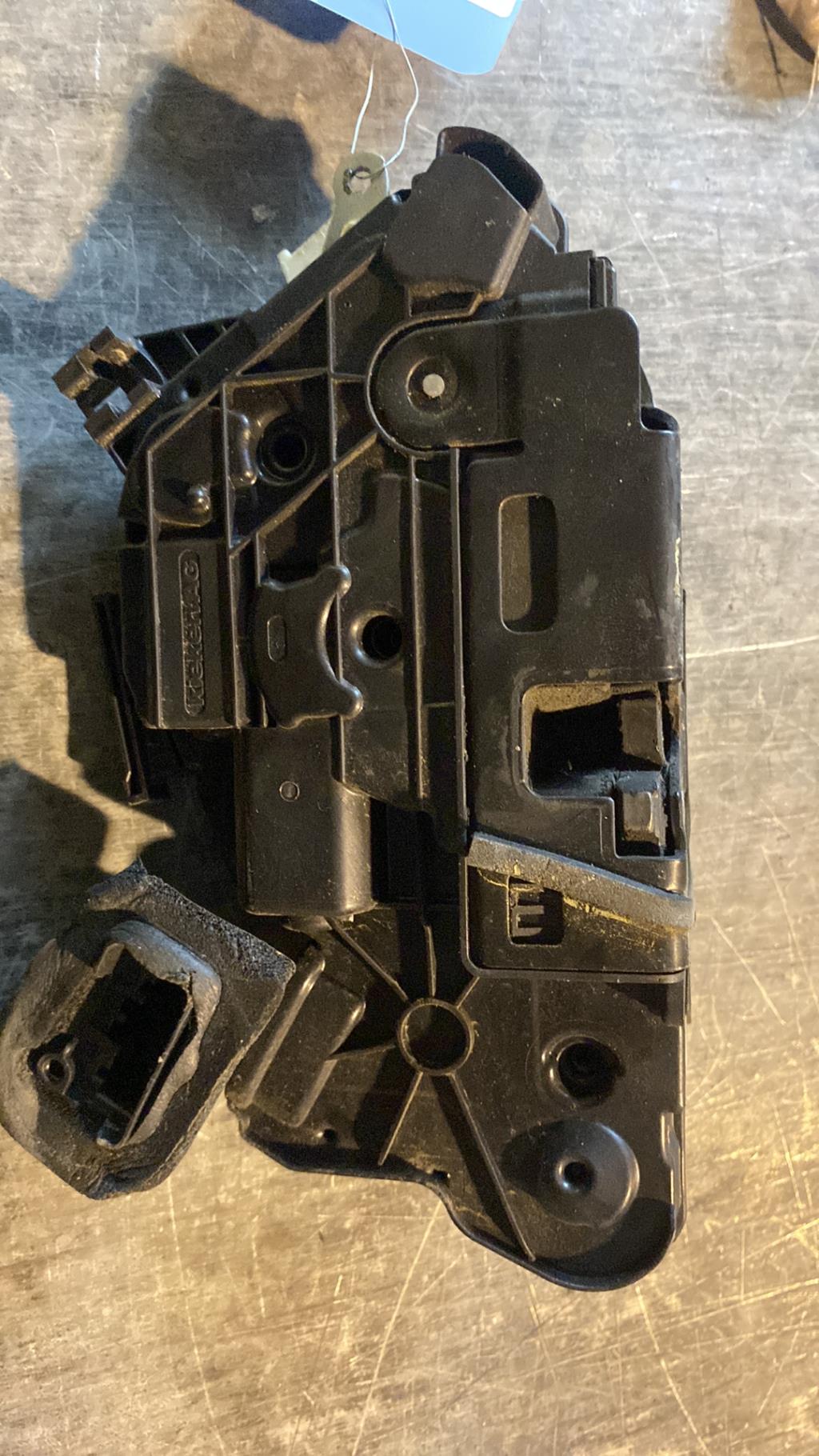 Serrure avant gauche SEAT LEON 3 PHASE 1 Diesel - 1