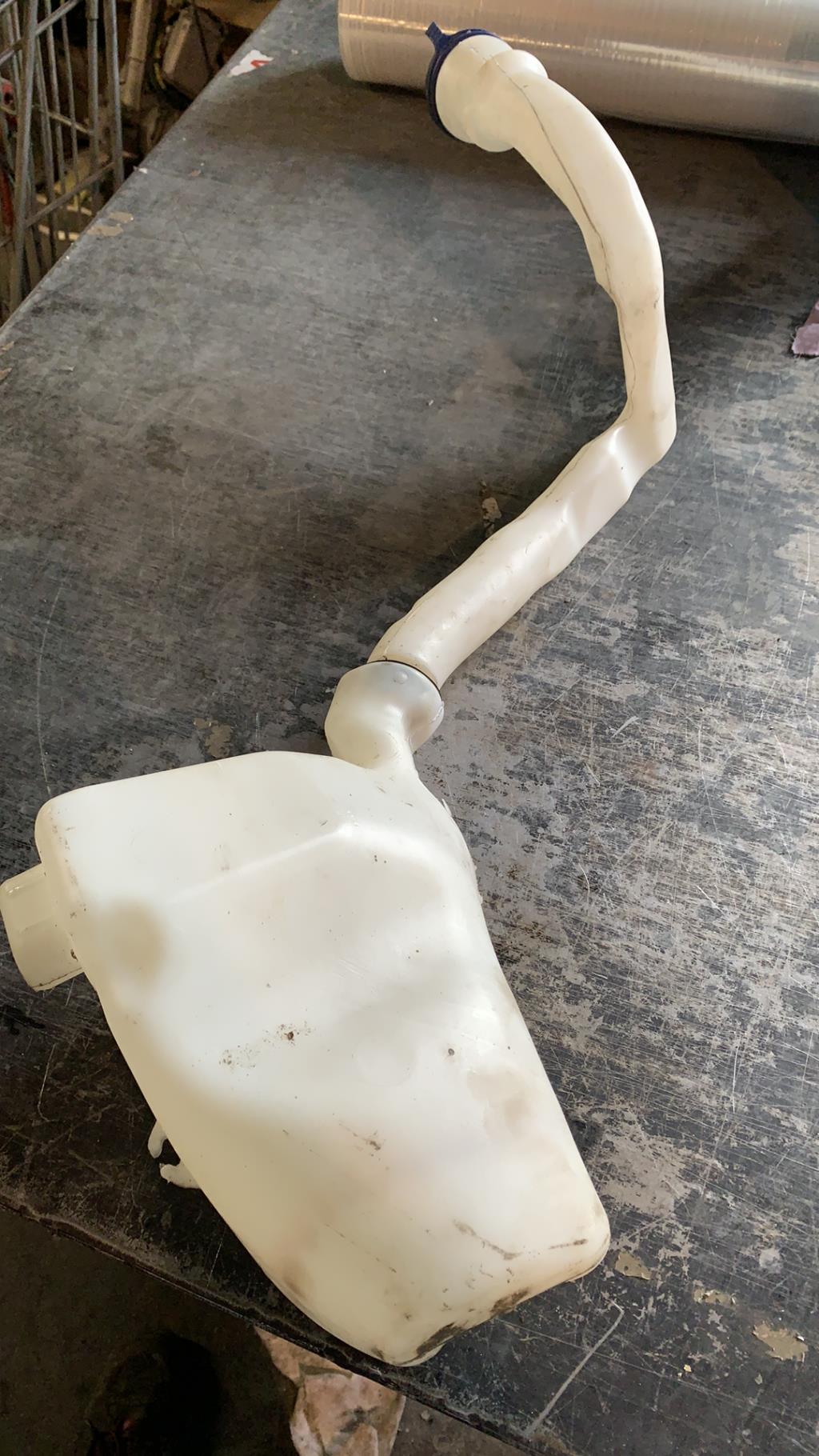 Vase de lave glace FORD FUSION Diesel - 1