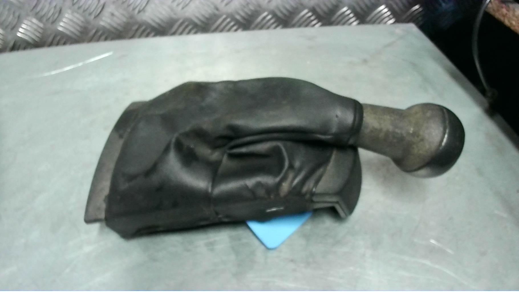 Pommeau de vitesses SEAT IBIZA 3 PHASE 2  - 1