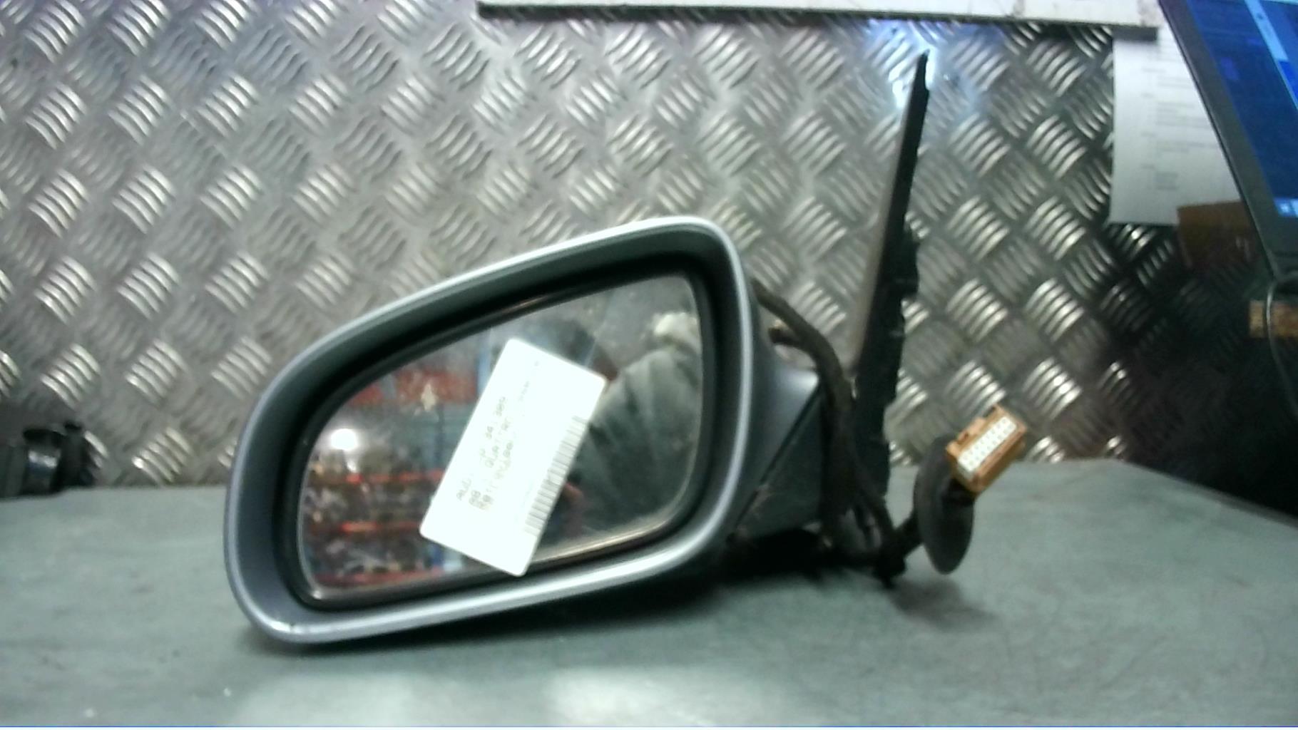 Retroviseur gauche AUDI A8 1 Essence - 1